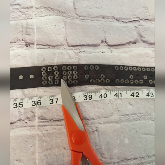 True Religion Horse Shoe Studded Biker Logo Rare Buckle Belt 48" - Picture 8 of 15